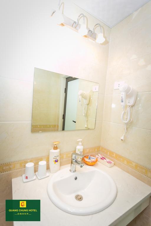 Ha VI Hotel Hanoi Exteriör bild